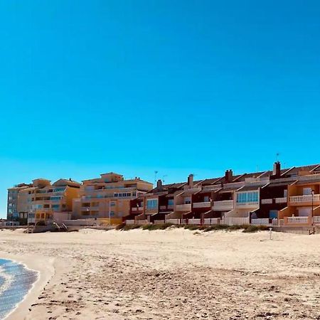Villa Modern Beachfront Townhouse à El Perelló Extérieur photo
